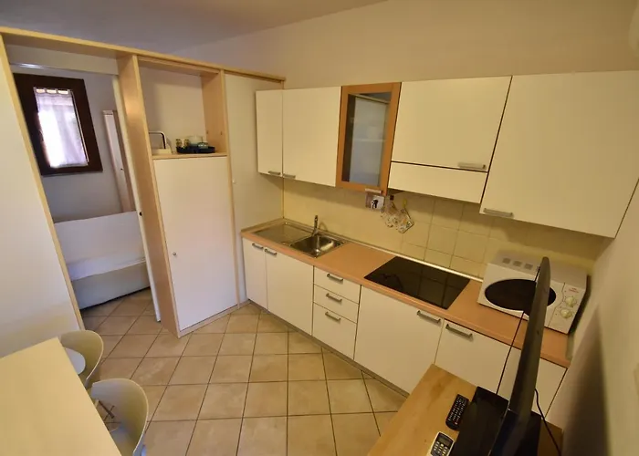 דירה Eden - Clima, Spazio Esterno Privato E Parcheggio Coperto *