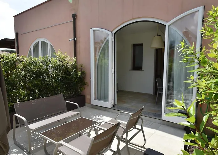 Eden - Clima, Spazio Esterno Privato E Parcheggio Coperto דירה *