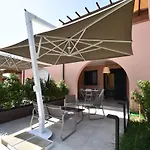 Eden - Clima, Spazio Esterno Privato E Parcheggio Coperto 坎普码港