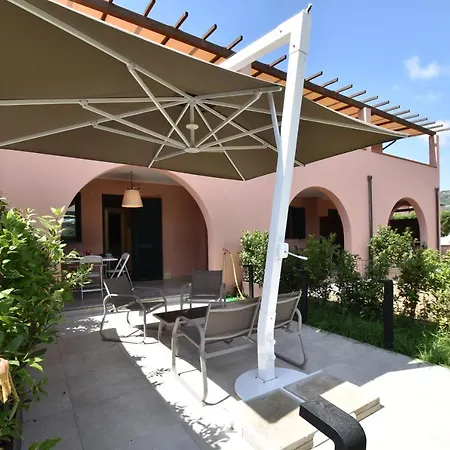 Villaggio Eden - Clima, Parcheggio E Spazio Esterno Privato Apartment *