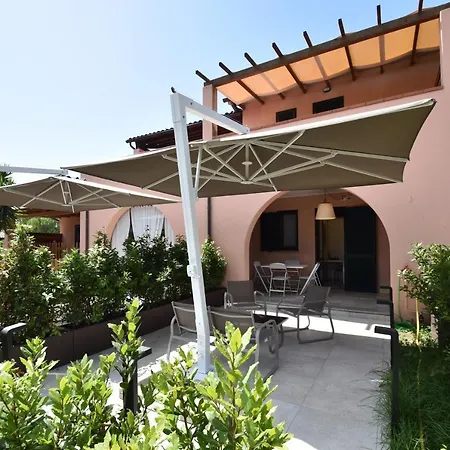 Apartament Villaggio Eden - Clima, Parcheggio E Spazio Esterno Privato *