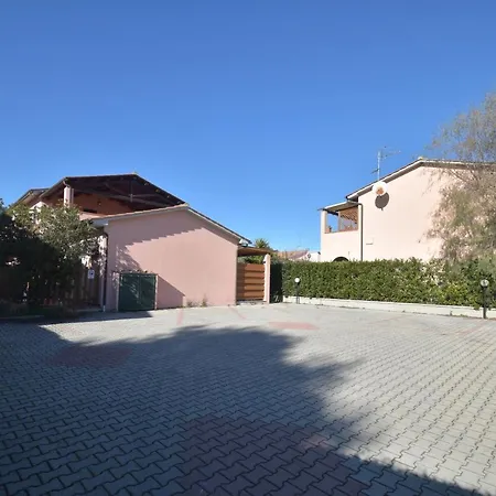 Appartamento Eden - Clima, Spazio Esterno Privato E Parcheggio Coperto * Marina di Campo