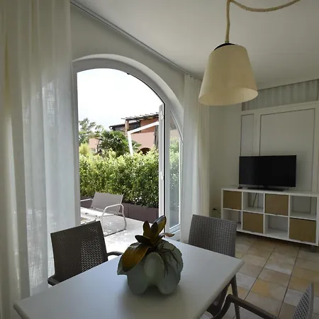 Villaggio Eden - Clima, Parcheggio E Spazio Esterno Privato *