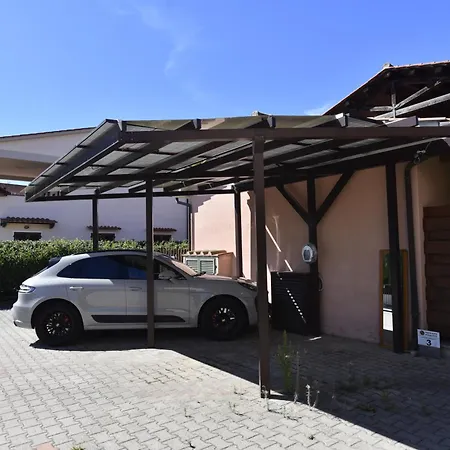 Eden - Clima, Spazio Esterno Privato E Parcheggio Coperto Apartment