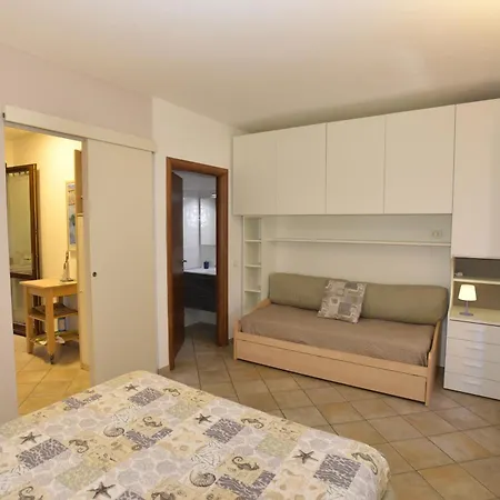Apartment Eden - Clima, Spazio Esterno Privato E Parcheggio Coperto Marina di Campo