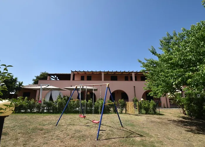 דירה Eden - Clima, Spazio Esterno Privato E Parcheggio Coperto מרינה די קמפו