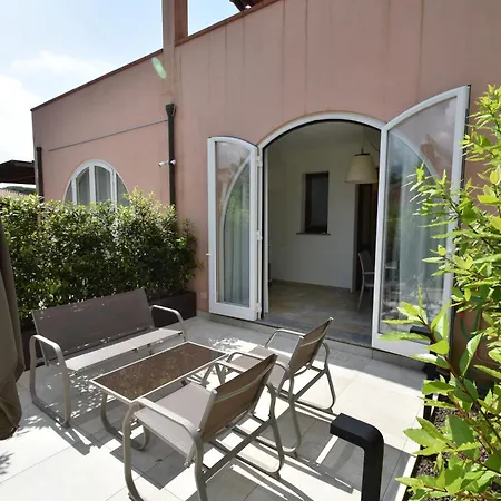 Villaggio Eden - Clima, Parcheggio E Spazio Esterno Privato Lägenhet *