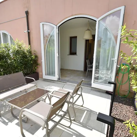 Lägenhet Villaggio Eden - Clima, Parcheggio E Spazio Esterno Privato *